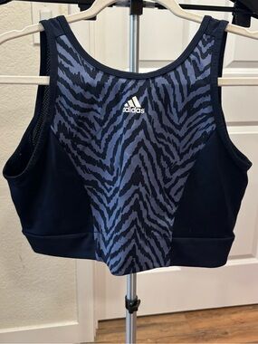Adidas sports bra/crop top